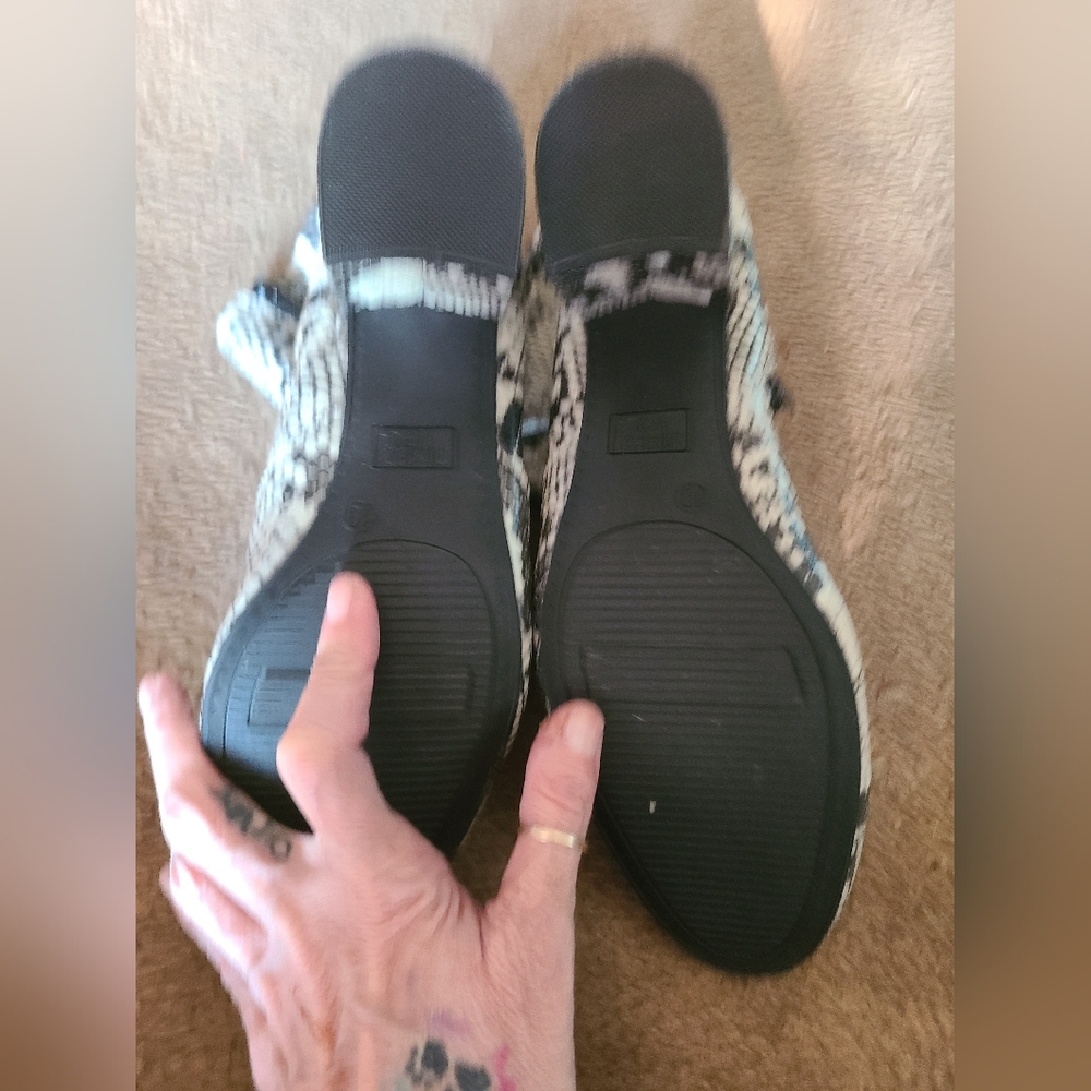 Never Worn. Faux Python, Snake Bootie. Side Zip. - image 6